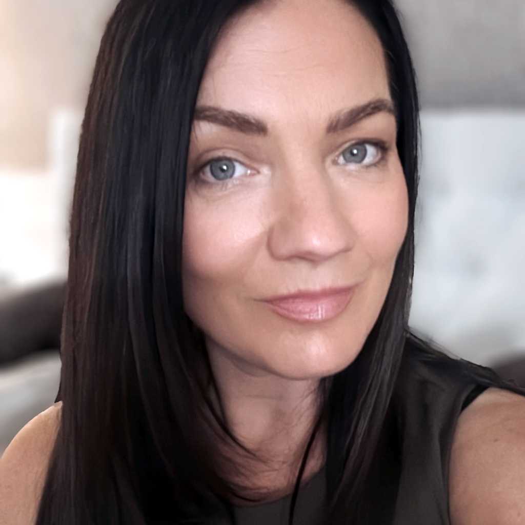 Veronica McBain