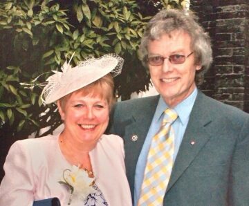 A photo of Community Representatives, Jean Keast, with her brother Paul who lost his life to pancreatic cancer and why Jean is raising money for Pancreatic Cancer Action. 